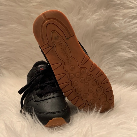 Reebok Kids Black Sneakers with Brown Soles - Picture 2 of 9